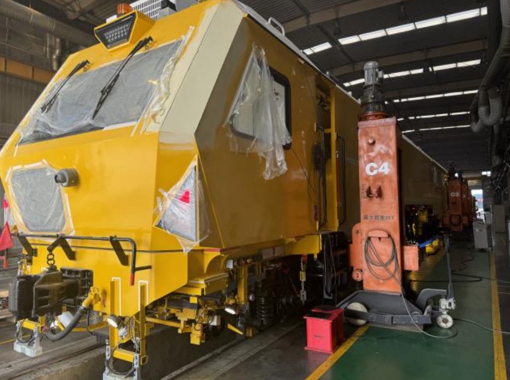 中國(guó)鐵建壓軌列車智能在線油液監(jiān)測(cè)系統(tǒng)應(yīng)用案例